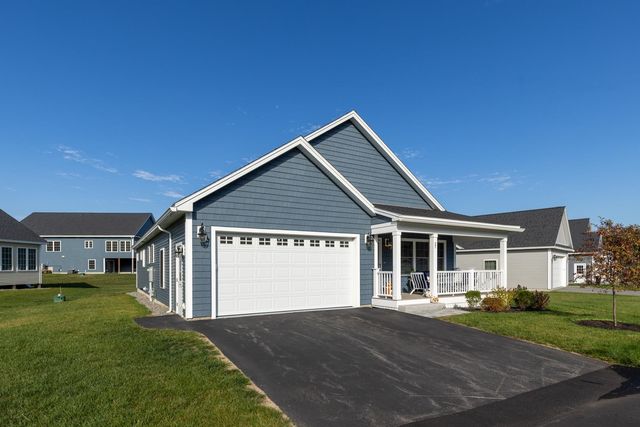 27 MULBERRY Lane, Epping, NH 03042