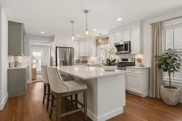 27 MULBERRY Lane, Epping, NH 03042