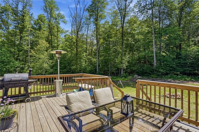 130 Jackson Schoolhouse Road, Burrillville, RI 02859