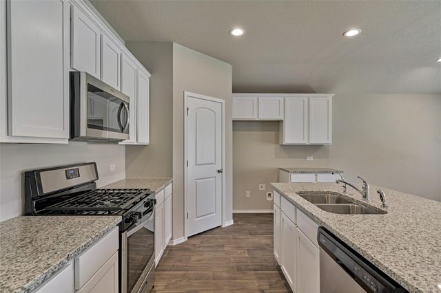 13868 Rock Island Trail, Conroe, TX 77384