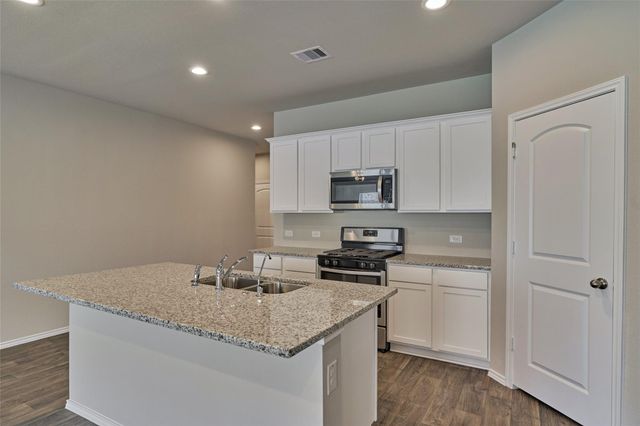 13868 Rock Island Trail, Conroe, TX 77384