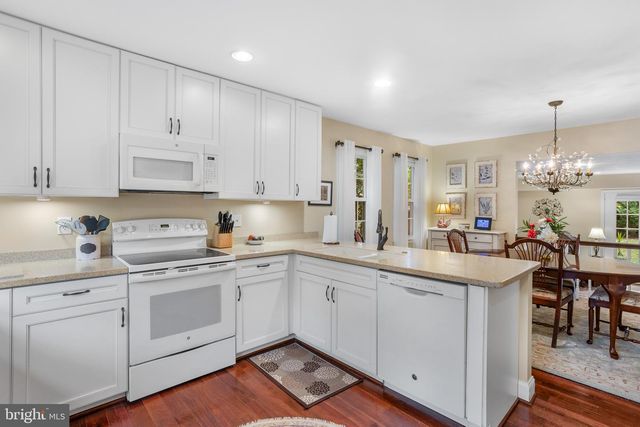 433 YORKSHIRE DR, Severna Park, MD 21146