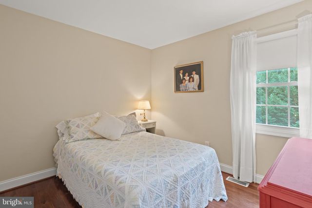 433 YORKSHIRE DR, Severna Park, MD 21146