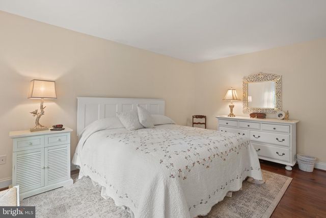 433 YORKSHIRE DR, Severna Park, MD 21146