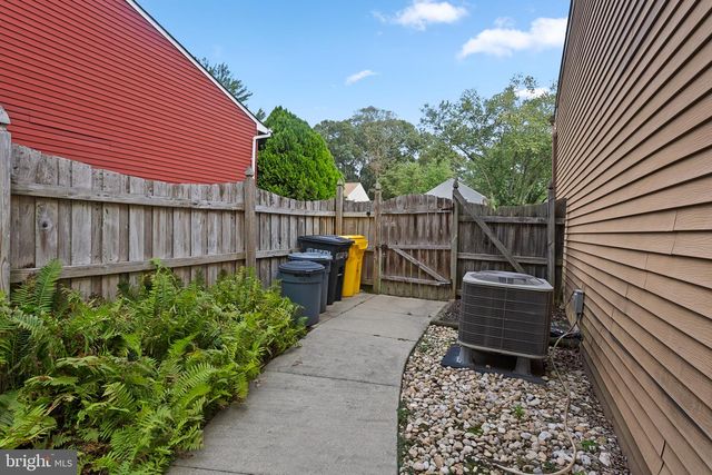 433 YORKSHIRE DR, Severna Park, MD 21146