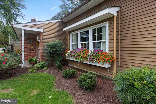 433 YORKSHIRE DR, Severna Park, MD 21146