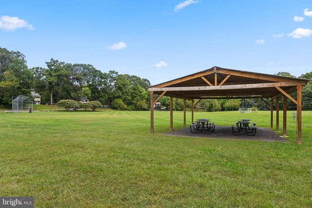 433 YORKSHIRE DR, Severna Park, MD 21146