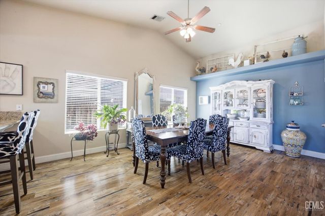 5402 Winter Wheat Avenue, Bakersfield, CA 93313