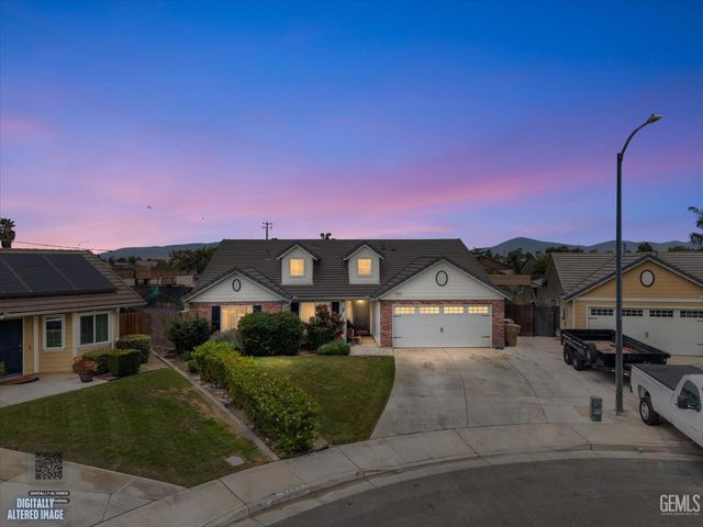 5402 Winter Wheat Avenue, Bakersfield, CA 93313