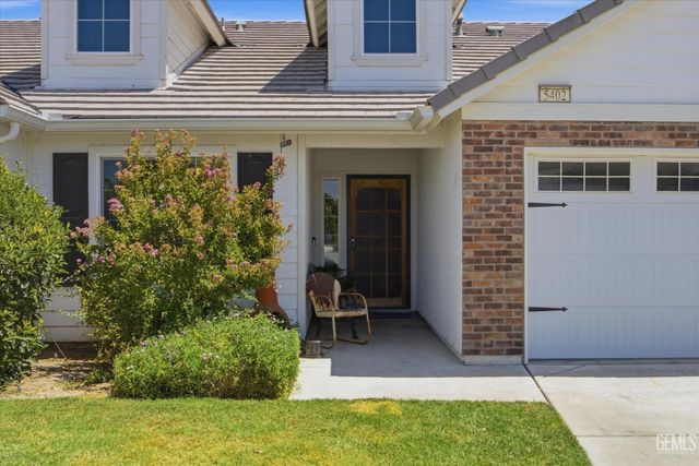 5402 Winter Wheat Avenue, Bakersfield, CA 93313