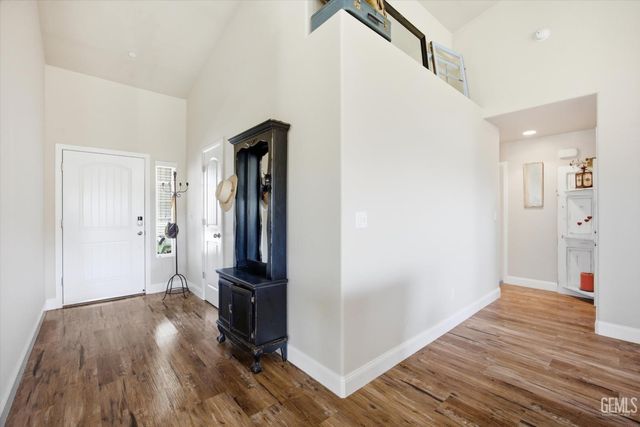 5402 Winter Wheat Avenue, Bakersfield, CA 93313