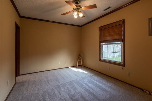 2475 Brookside Drive, Lawrence, KS 66047