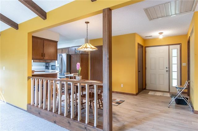 2475 Brookside Drive, Lawrence, KS 66047