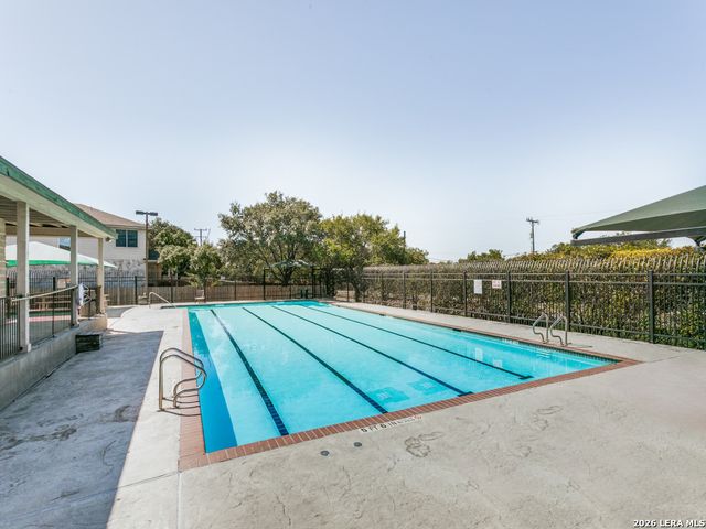 2402 Encino Cedros, San Antonio, TX 78259