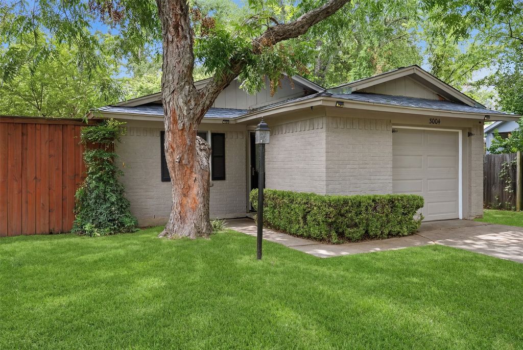 3004 Montclair Place, Denton, TX 76209
