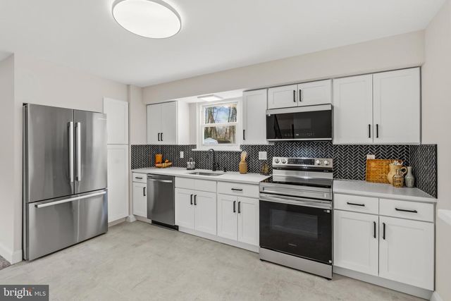 107 JOYCE WAY, Berlin, NJ 08009