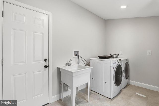 107 JOYCE WAY, Berlin, NJ 08009