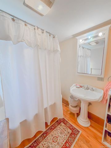 8874 Us Route 9W, Athens, NY 12015