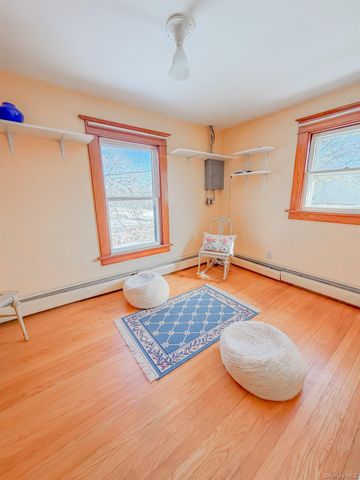 8874 Us Route 9W, Athens, NY 12015