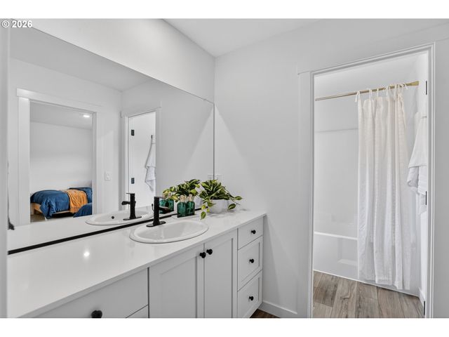 2319 Ash St, Woodland, WA 98674