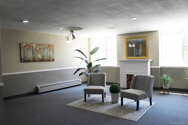 175-45 88th Avenue 6F, Jamaica, NY 11432