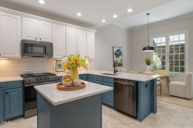 7367 Fontana Ridge Lane, Raleigh, NC 27613