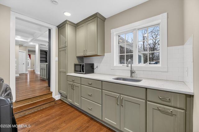 27 Carrs Tavern Road, Millstone, NJ 08510