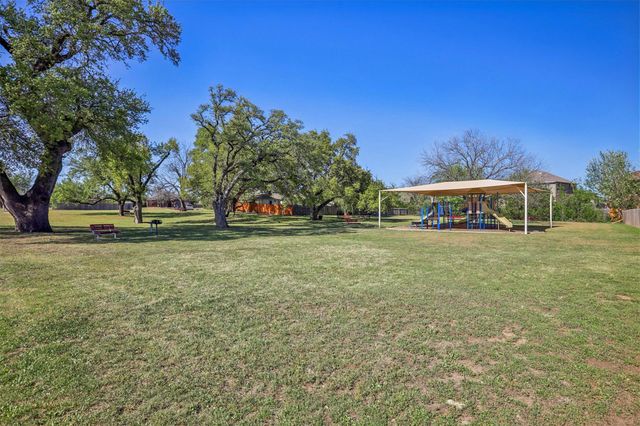 902 Ridgemont CIR, Leander, TX 78641