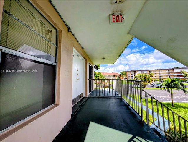 3061 NW 47th Ter 226A, Lauderdale Lakes, FL 33313