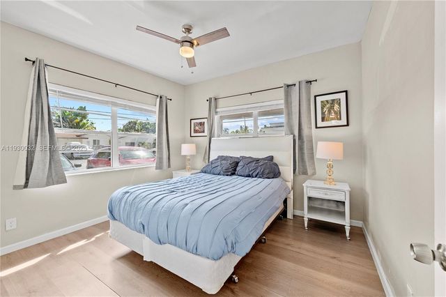 1127 NE 5th Ave 4, Fort Lauderdale, FL 33304