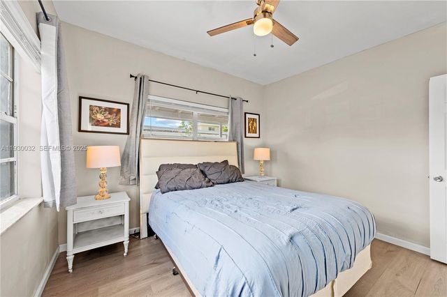 1127 NE 5th Ave 4, Fort Lauderdale, FL 33304