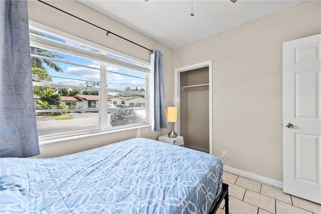 1127 NE 5th Ave 4, Fort Lauderdale, FL 33304