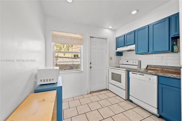 1127 NE 5th Ave 4, Fort Lauderdale, FL 33304