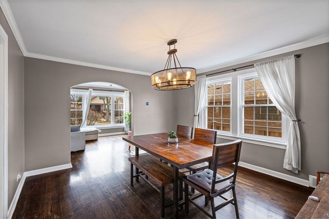 2816 Wenonah Avenue, Berwyn, IL 60402