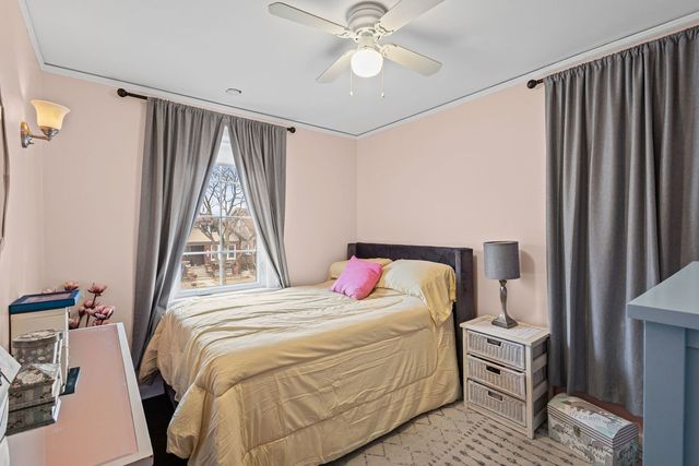 2816 Wenonah Avenue, Berwyn, IL 60402