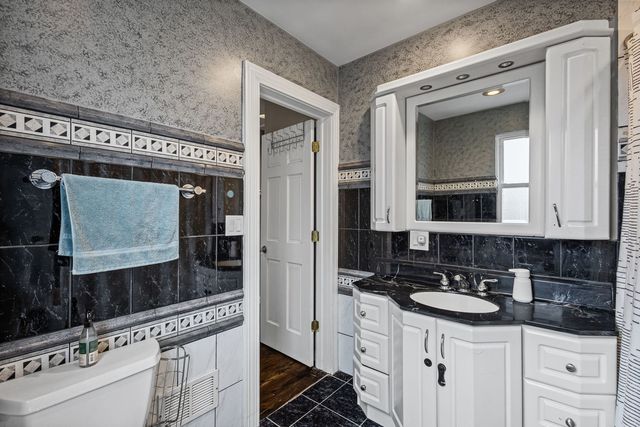 2816 Wenonah Avenue, Berwyn, IL 60402