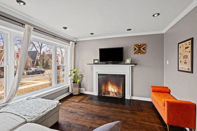 2816 Wenonah Avenue, Berwyn, IL 60402