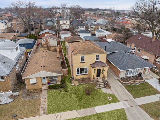 2816 Wenonah Avenue, Berwyn, IL 60402