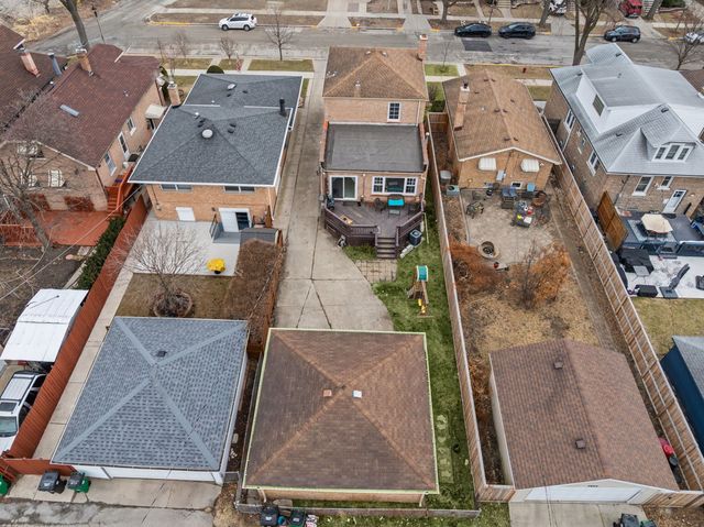 2816 Wenonah Avenue, Berwyn, IL 60402