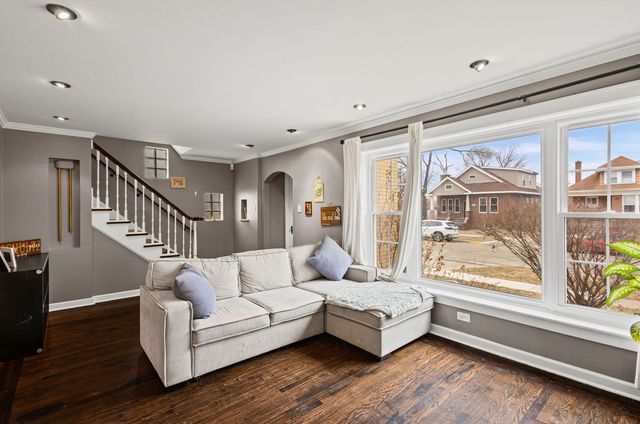 2816 Wenonah Avenue, Berwyn, IL 60402