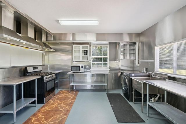1498 MARKHAM WOODS ROAD, Longwood, FL 32779