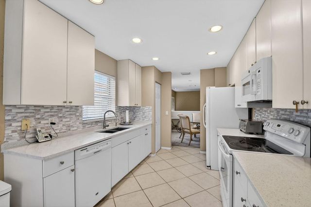 12474 Crystal Pointe Drive 202, Boynton Beach, FL 33437