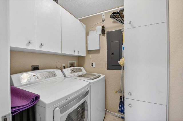 12474 Crystal Pointe Drive 202, Boynton Beach, FL 33437