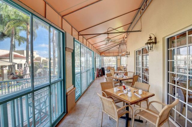 12474 Crystal Pointe Drive 202, Boynton Beach, FL 33437