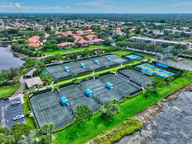 12474 Crystal Pointe Drive 202, Boynton Beach, FL 33437