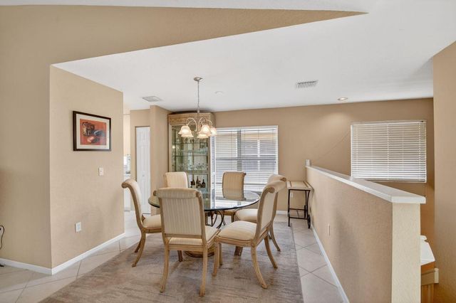 12474 Crystal Pointe Drive 202, Boynton Beach, FL 33437