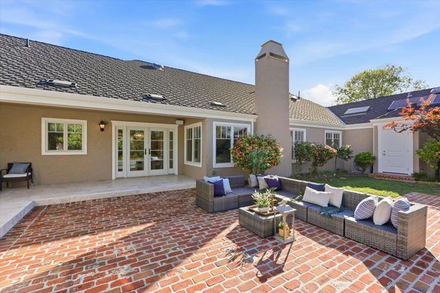 20483 Glen Brae Drive, Saratoga, CA 95070