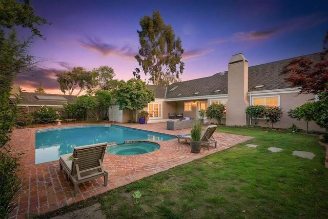 20483 Glen Brae Drive, Saratoga, CA 95070