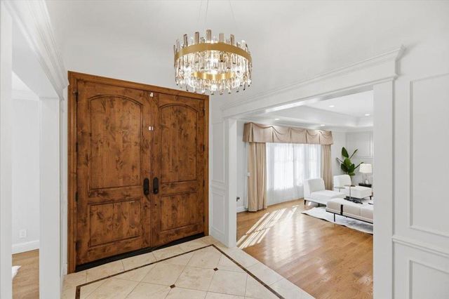 20483 Glen Brae Drive, Saratoga, CA 95070