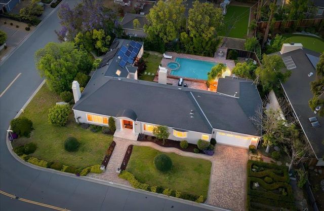 20483 Glen Brae Drive, Saratoga, CA 95070